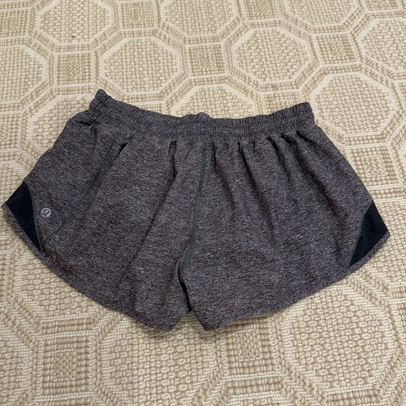 Lululemon Skirt Size 6 - Picture 2 of 2